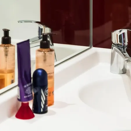 Ibis Budget Hotel 2*