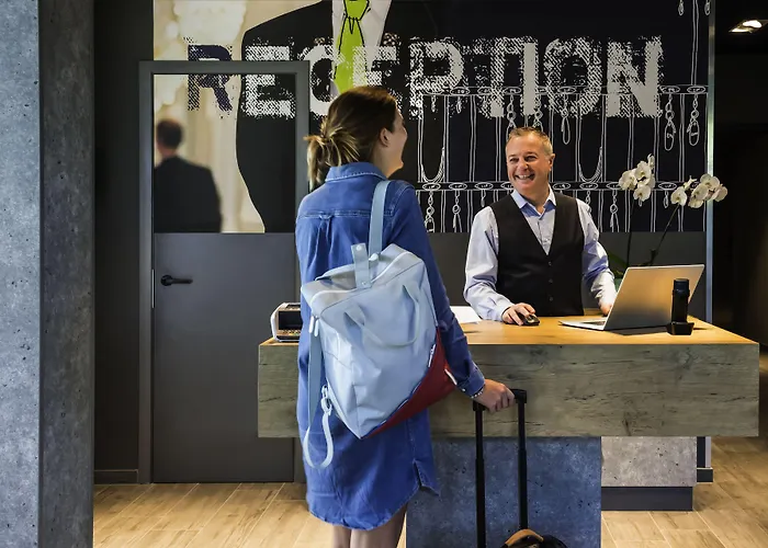 Ibis Budget 크노케-하이스트